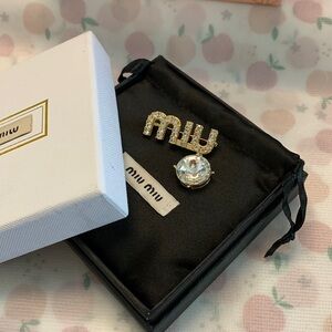 Mi Miu Gold Diamond Brooch